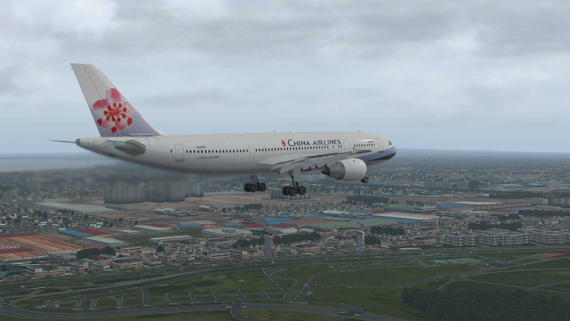 华航A300降落马尼拉-9947 
