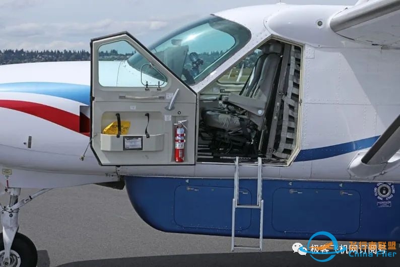 2008年塞斯纳208B飞机出售,货机布局(无乘客座位),总时间4739小时!-3761 